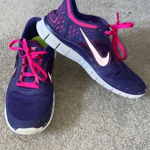 Nike Free Run Sneakers